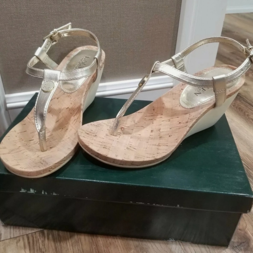 Lauren Ralph Lauren Reeta Gold Patent Corked Wedge Sandals Size 6.5